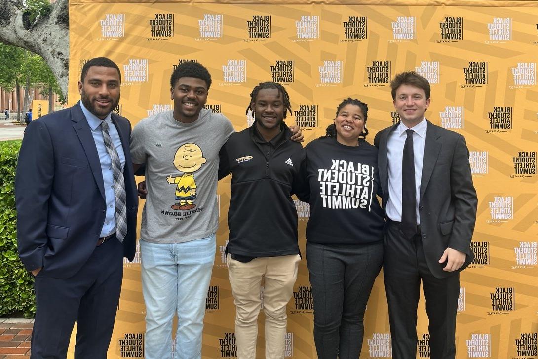 马克Pyburn, 杰西卡Chisley, Jamikel詹姆斯, Jalen Deadwyler and Xavier Tomlin attended the Black Student-Athlete Summit in May 2023.